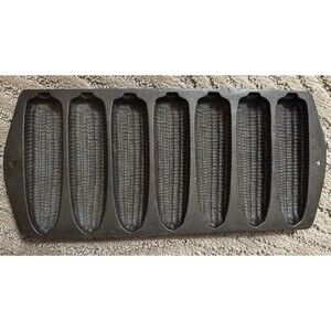 Wagner marked  “W” “1” cast iron 7 corn stick pan